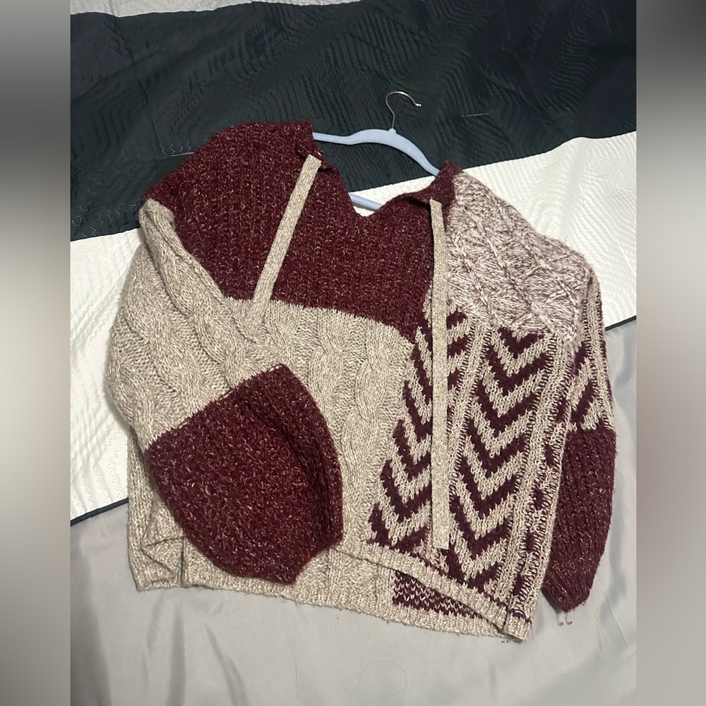 Blu Pepper Size Medium Sweater - image 4